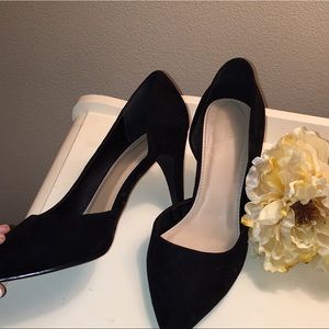 ✨Faux suede Pointed Toe Heels.✨